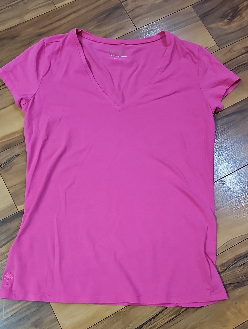 Lilly Pulitzer Women’s Small V-Neck Short Sleeve Top in Hot Pink